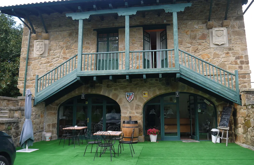 Hotel Rural Isasi-1
